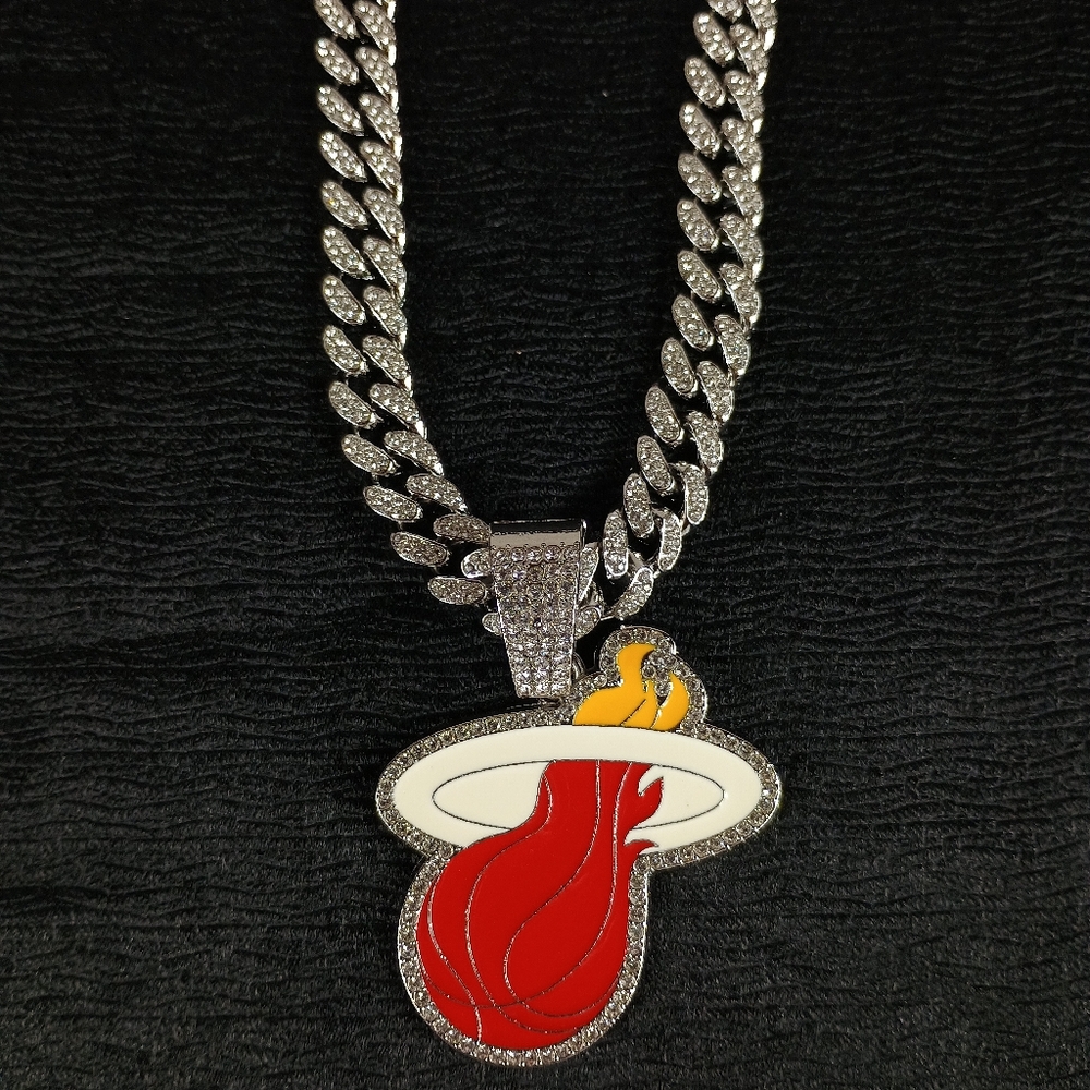 NBA Miami Heat Necklace Pendant Cuban Chain Link Basketball Jewelry